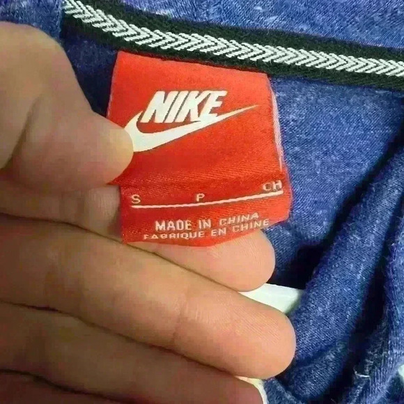 Nike Hoodie Women’s Small - Picture 4 of 4